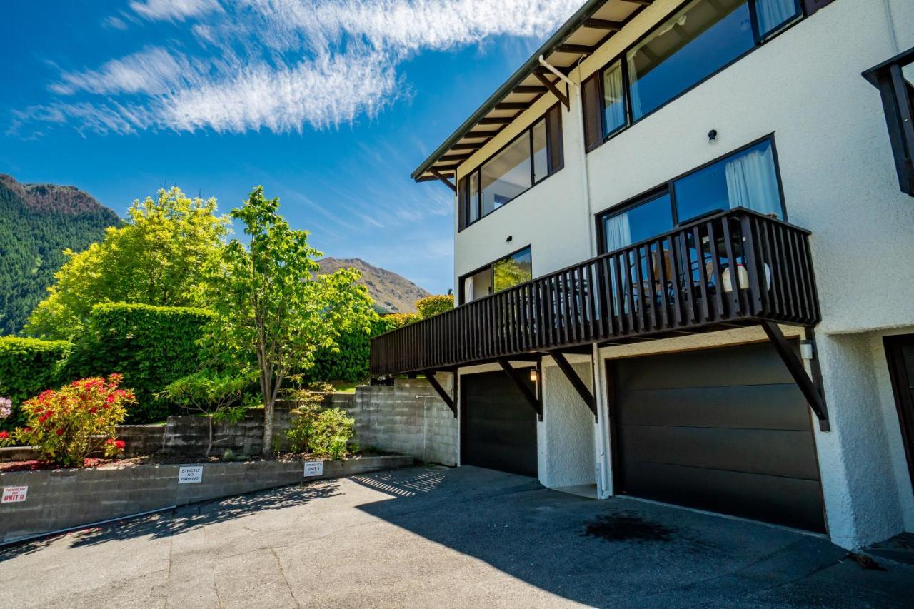 Apartment Town Centre Location With Stunning View - Unit 1